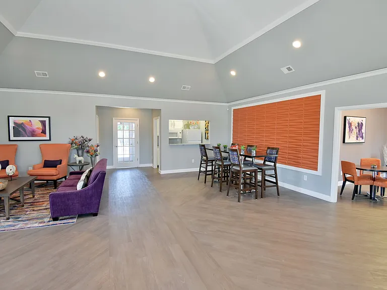 Watkins Glen Apartments — Photo 14