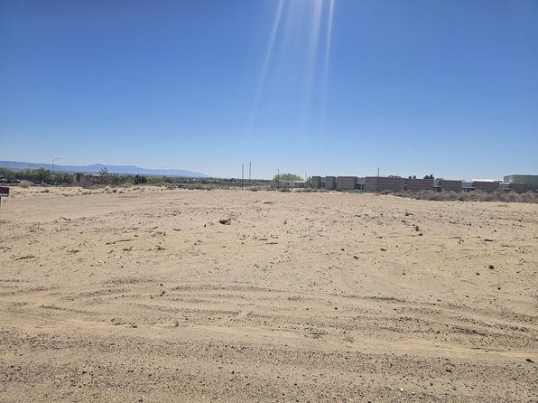 1990 12th Ave SE, Rio Rancho, NM 87124