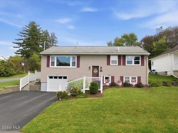 112 Seneca Street, Troy, NY 12180