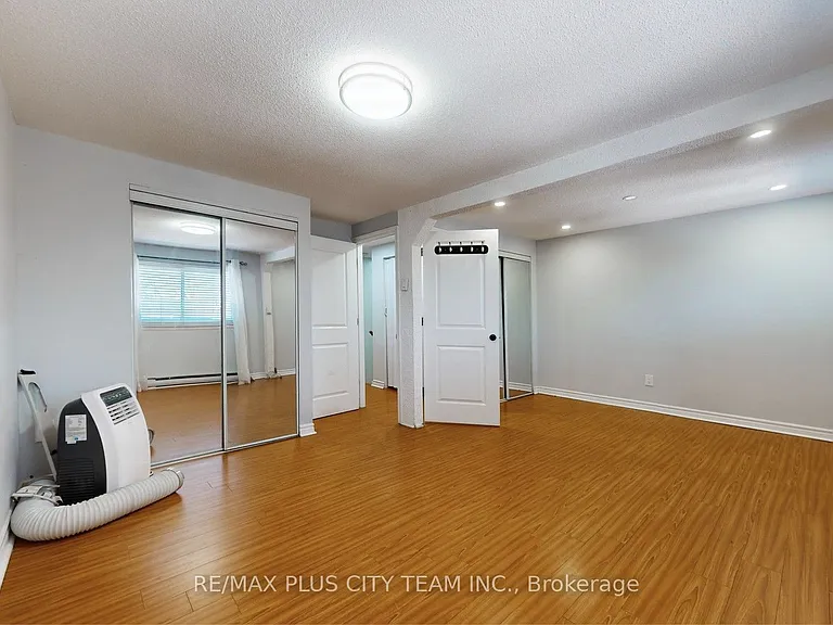 50 Darras Ct — Photo 14