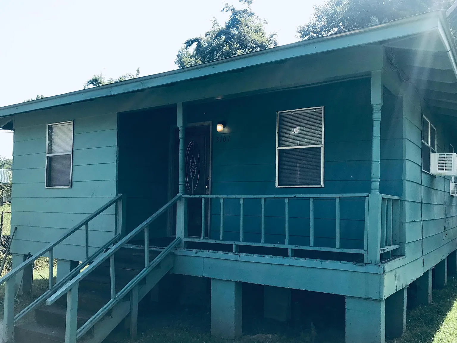 3101 Valley St — Photo 2