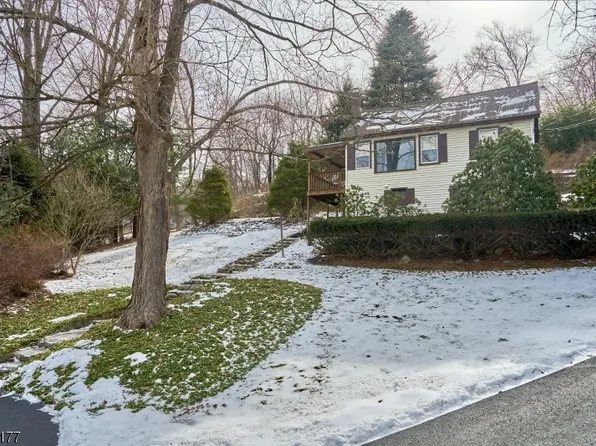 26 Maple Dr, Andover Twp., NJ 07860