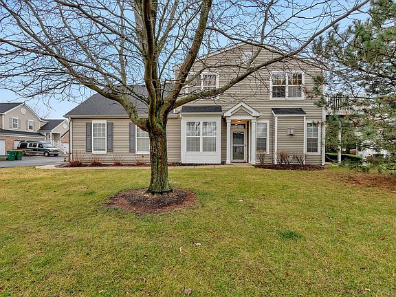 2nd image of 5117 Freeport Dr #5117