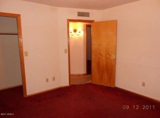 340 E Desert Ln, Gilbert, AZ 85234