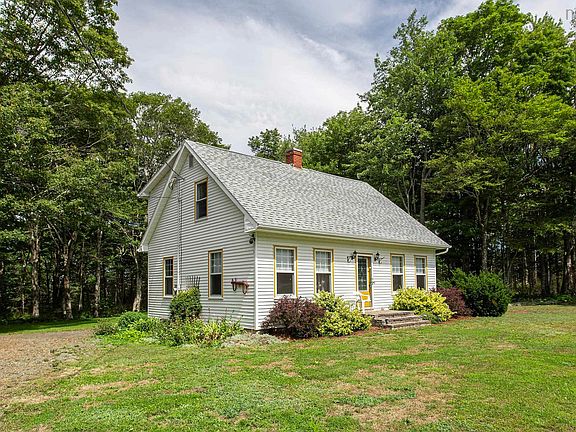 4th image of 12791 Shore Rd E