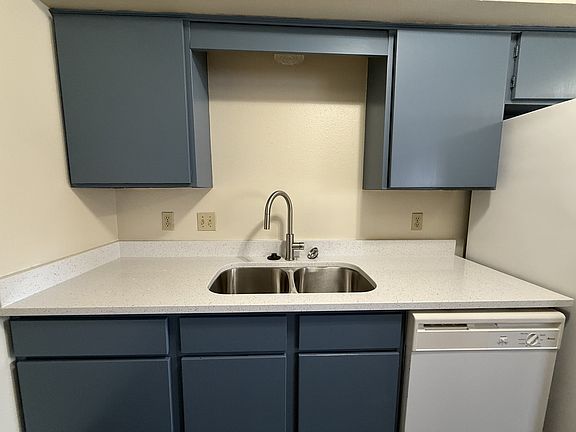 3rd image of 409 S Hester St #10771721