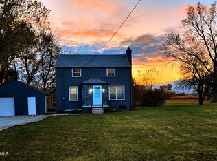 1450 S Lallendorf Rd, Oregon, OH 43616