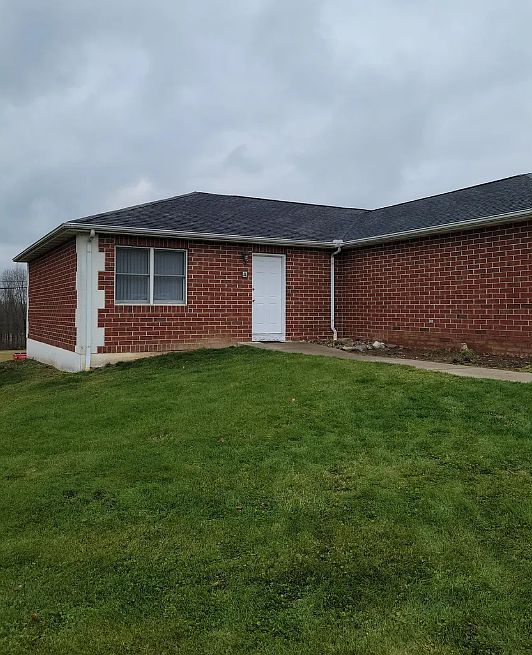 1st image of 1181 Mindy Ln #A