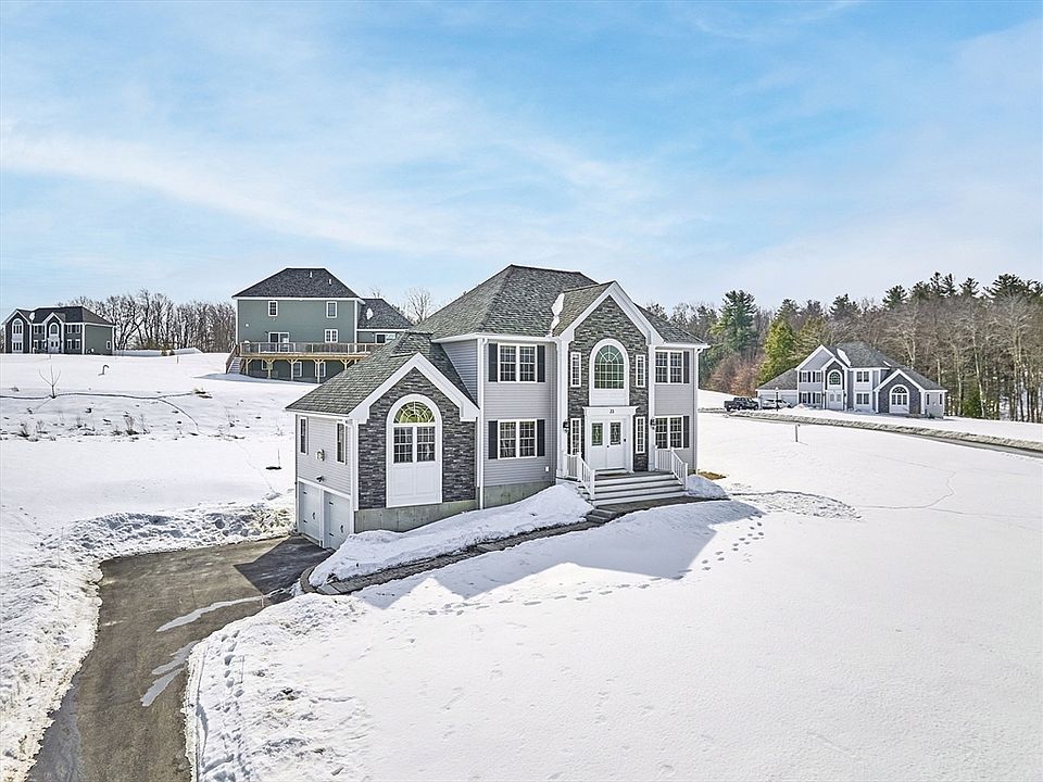 1st image of 23 White Pine Dr