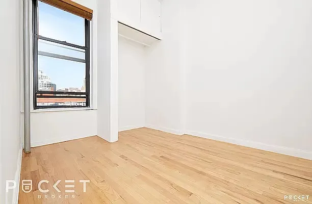 Rented by PocketBroker Inc | media 10