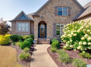 24917 Beacon Cir, Athens, AL 35613