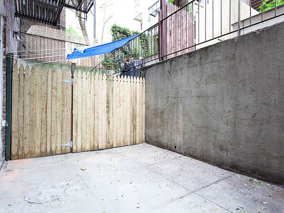 4th image of 530 E 89th St APT 1M