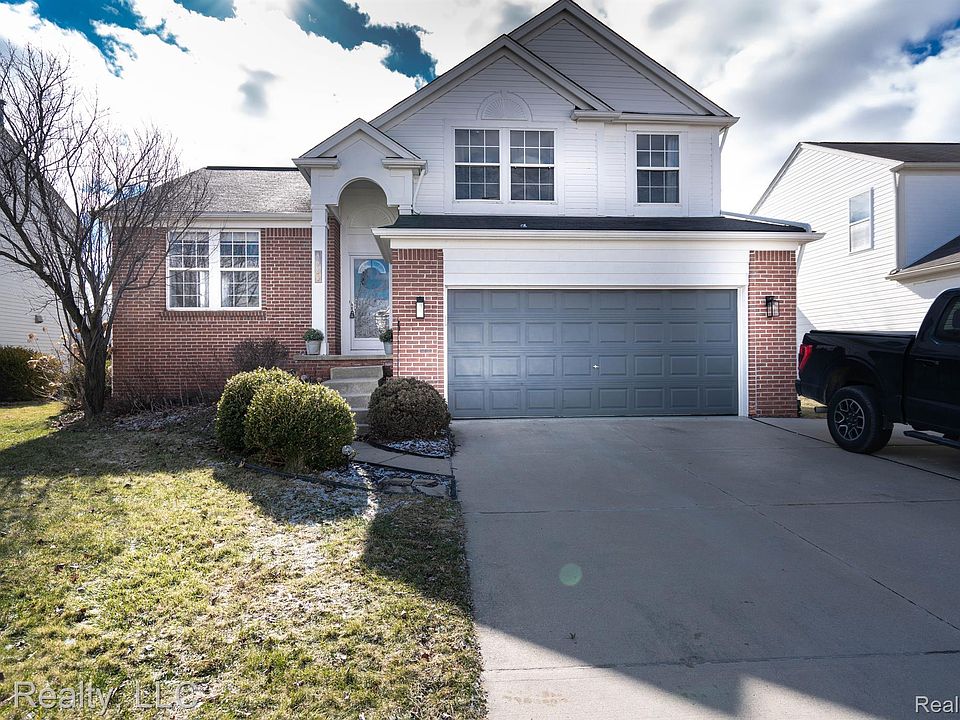 1st image of 9980 W Avondale Cir