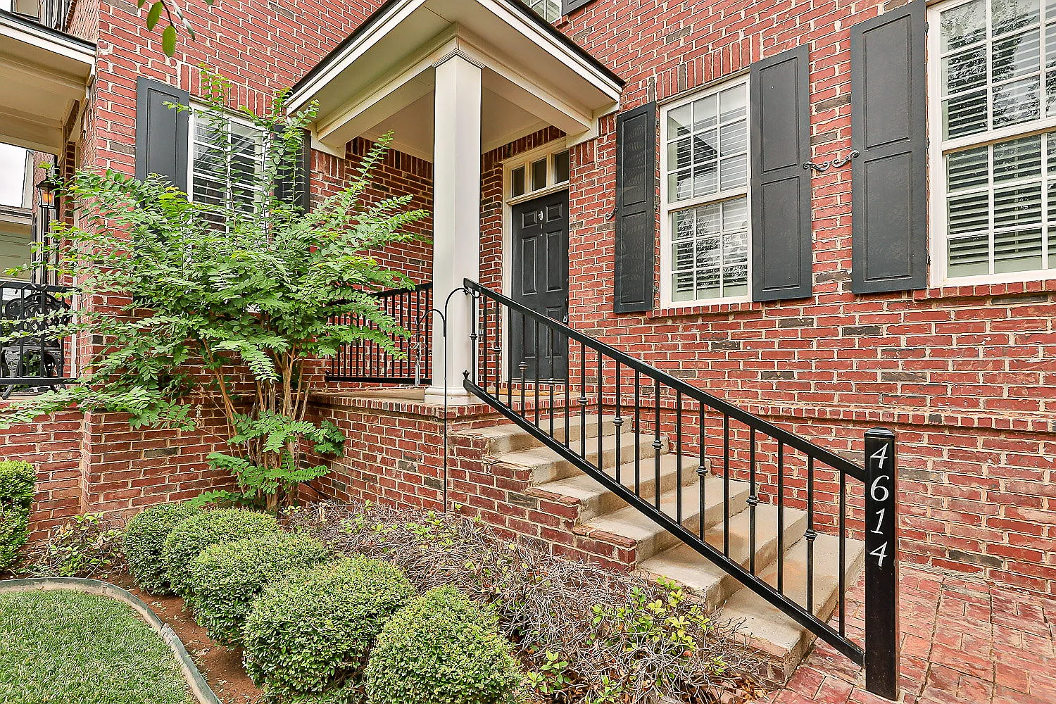 3 bed, 2.5 bath, 1625 sqft, $2,150 — Photo 2