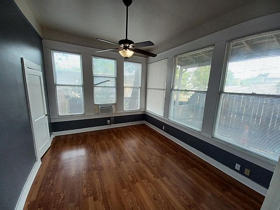 5th image of 124 W Mistletoe Ave APT 2