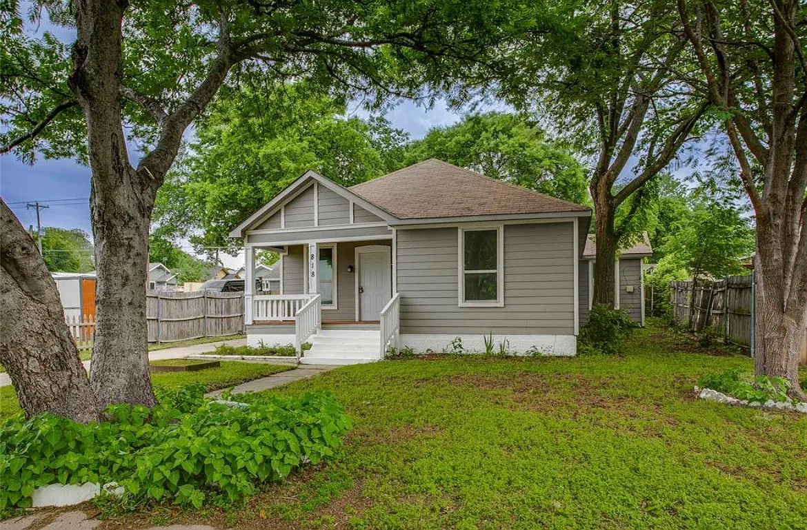 3 bed, 1304 sqft, $1,950 — Photo 4