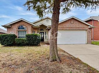 4409 Chaparral Creek Dr, Fort Worth, TX 76123