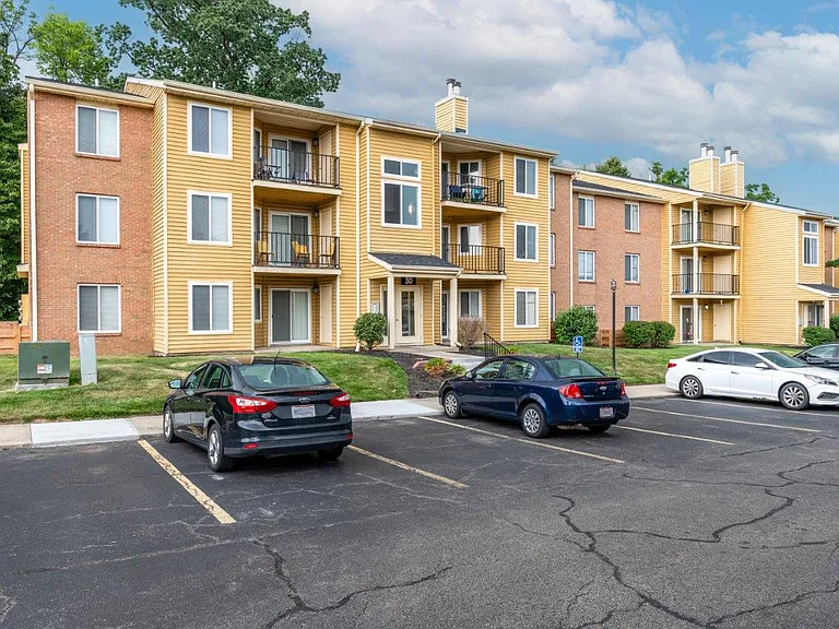 Cobblestone Grove Apartment Homes — Photo 23