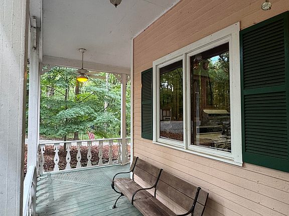 4th image of 2040 Knox Rd