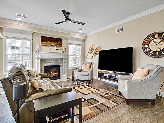 2nd image of 16018 Fontana St #210