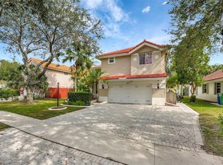 3543 Lincoln Way, Hollywood, FL 33026