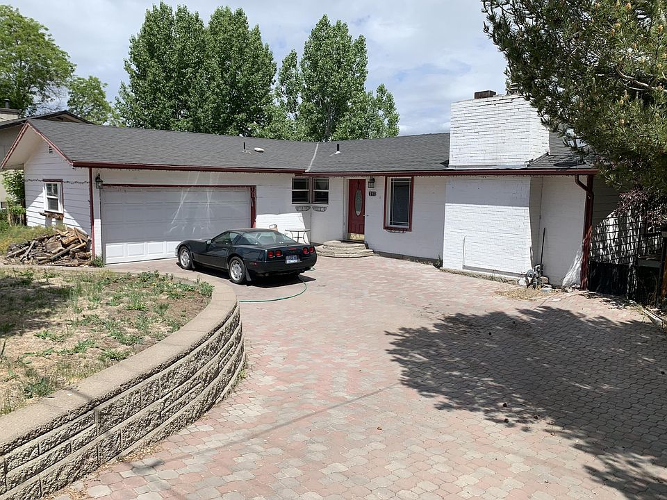 1st image of 395 NE Loper Ave