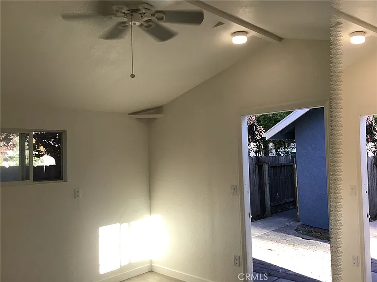1480 Godell St — Photo 25