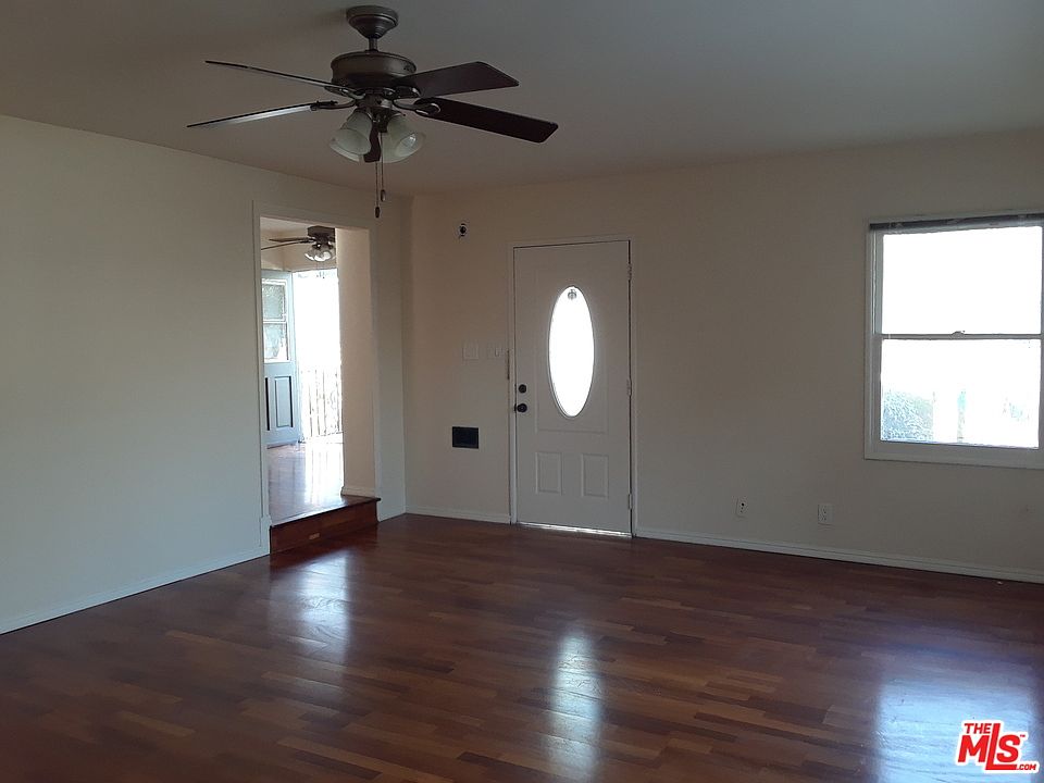1st image of 1930 Park Ave