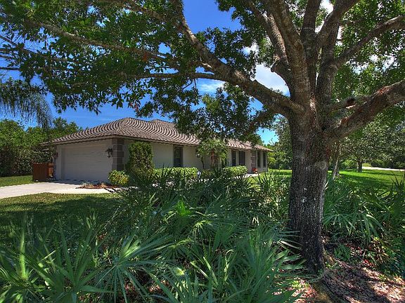 2nd image of 639 Whippoorwill Dr