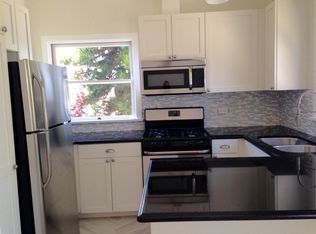1106 4th St APT 3, Coronado, CA 92118