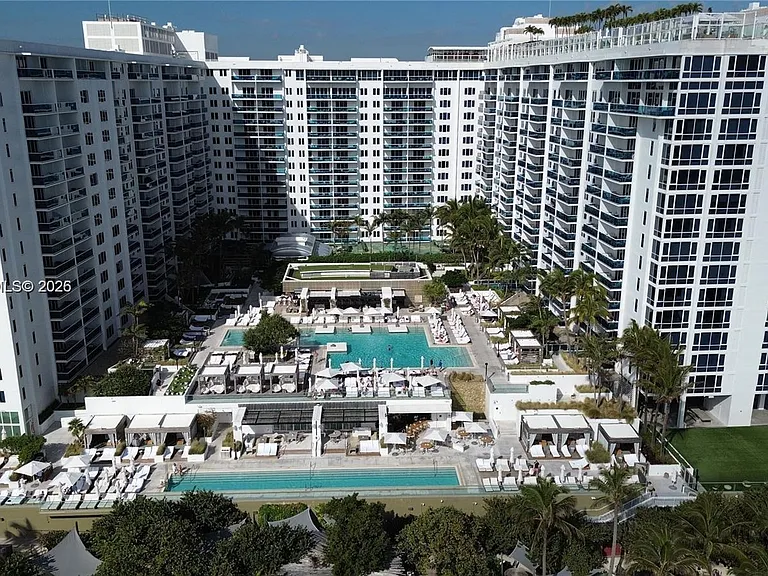 2301 Collins Ave #628 — Photo 24