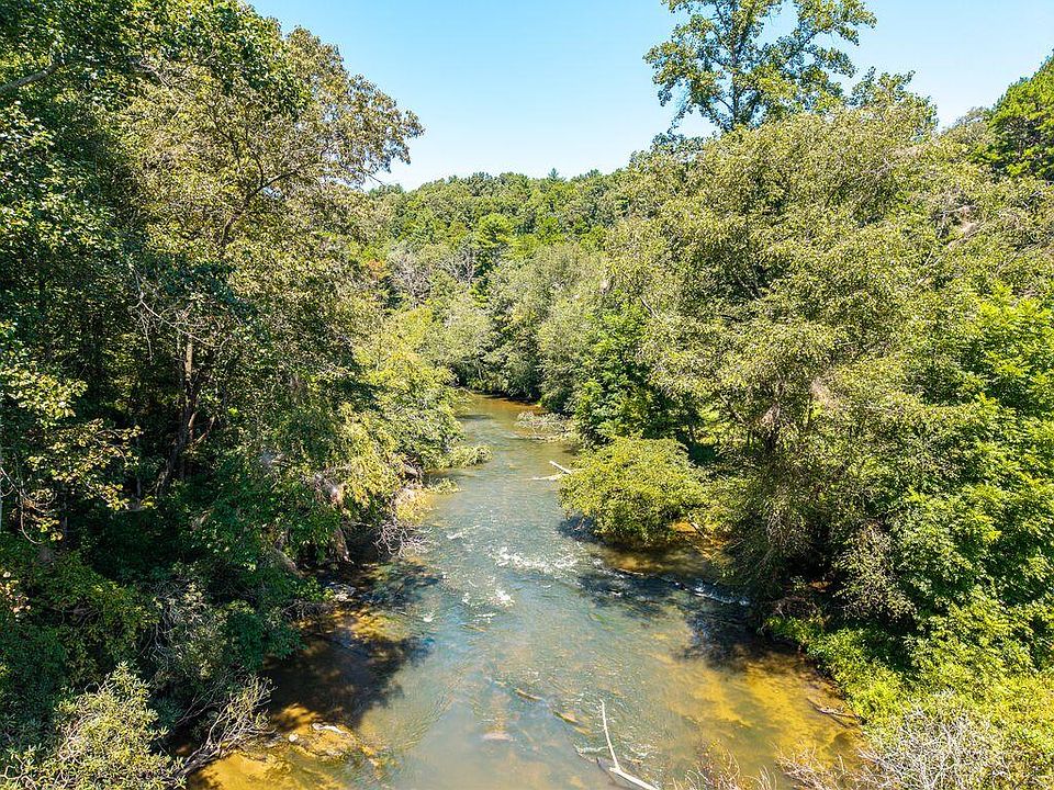 1st image of 100 River Oaks Ter