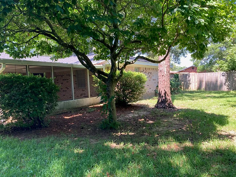 4210 Langley Ave — Photo 19