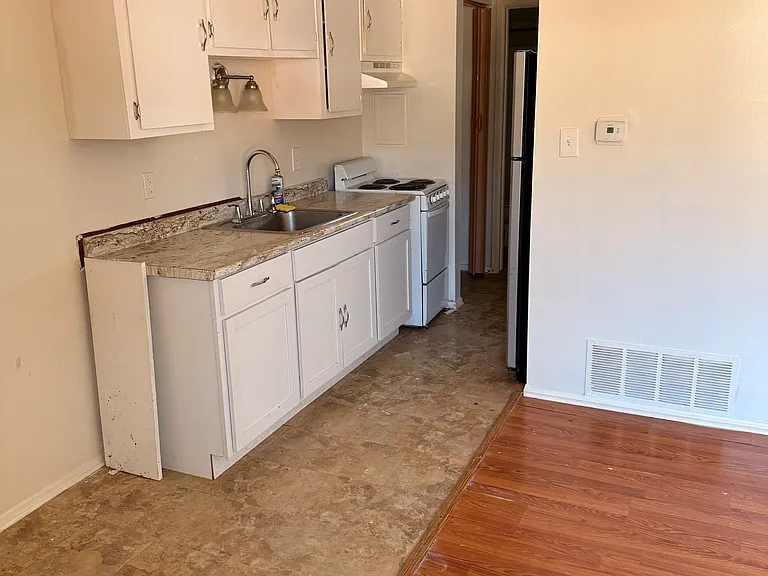 324 North Ave #1 — Photo 3