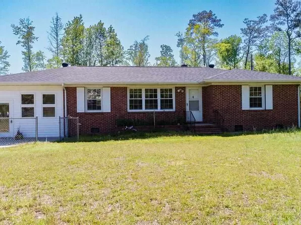 3572 Hickson Rd, Wallace, SC 29596
