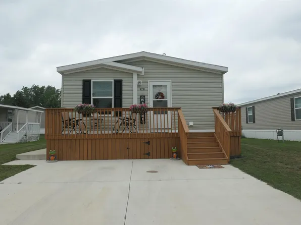 1162 Wellington Dr, Mount Pleasant, MI 48858