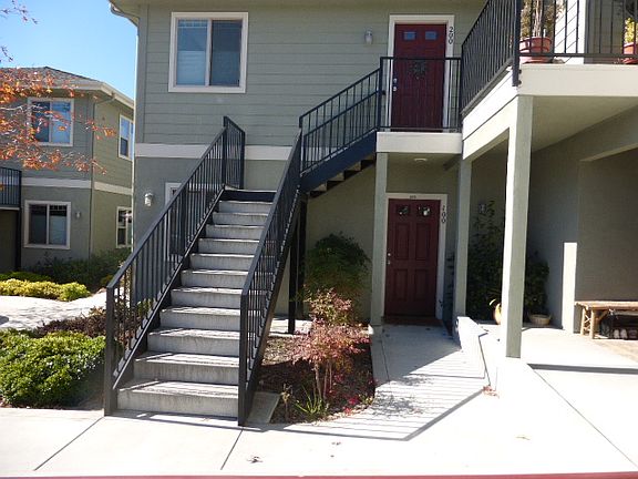 3rd image of 2979 Mar Vista Dr Unit 100