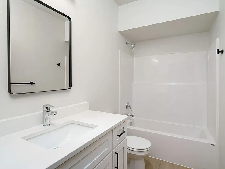 The Vistas Apartments at Beacon Hill — Photo 76
