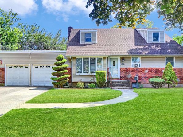 (undisclosed Address)