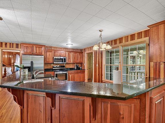 3rd image of 588 Padena Dr