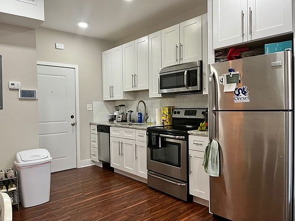 3rd image of 2001 Spring Garden St APT 206