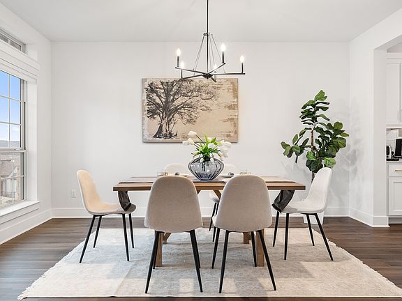 4th image of 4605 Port Bari Dr
