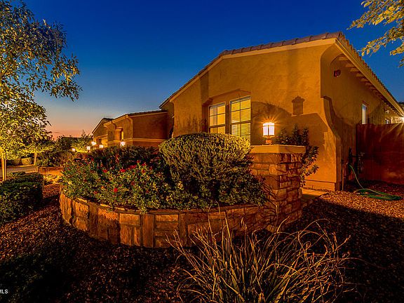 3rd image of 3866 E Encanto St