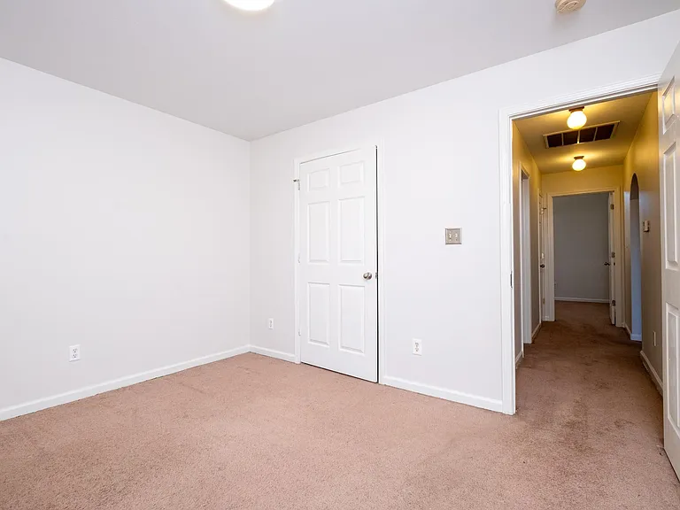 25 Courtfield Dr — Photo 37
