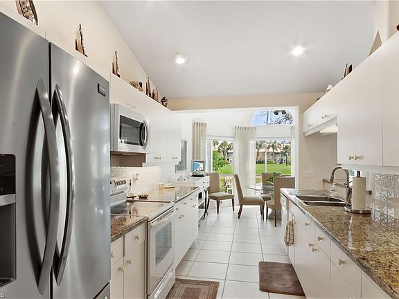 4th image of 13261 Bridgeford Ave