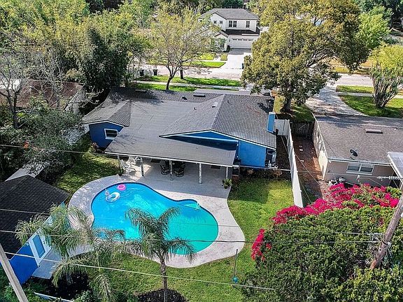 5th image of 2423 Brookshire Ave
