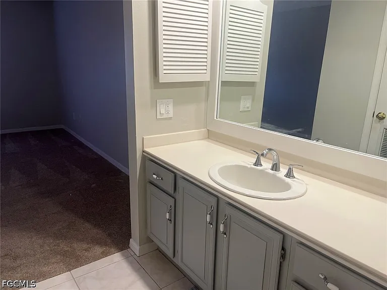 7430 Lake Breeze Dr #505 — Photo 11