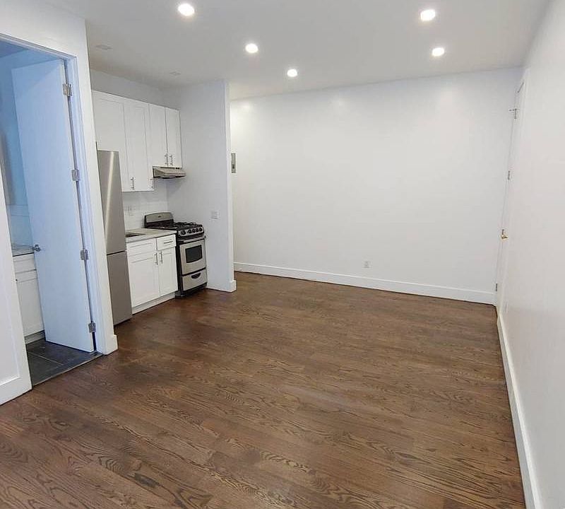 1st image of 409 Eastern Pkwy #2