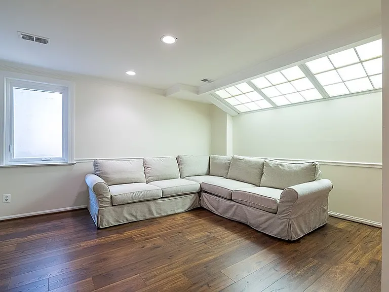 3500 Hamlet Pl #702 — Photo 38