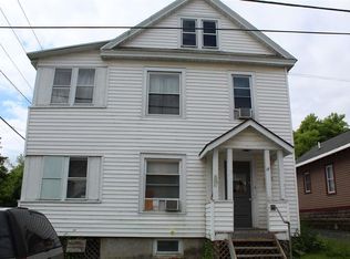 17 E Saratoga Ave, Mechanicville, NY 12118